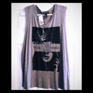 Sleeveless graphic too.